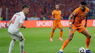 يورو 2024: تعادل هولندا ضد إنجلترا 1-1 في الشوط الأول
