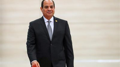 الرئيس السيسي يستقبل رئيس صربيا وقرينته بقصر الاتحادية (فيديو)