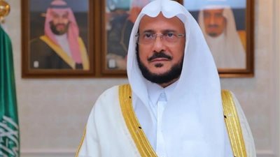 من هو محمد عبد اللطيف آل الشيخ الذي هزّ رحيله المملكة العربية السعودية؟