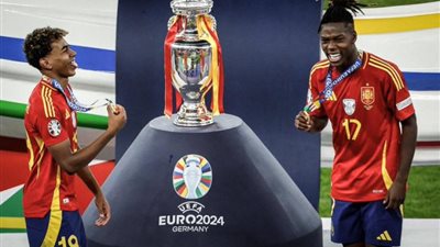 تطور عاجل في مستقبل نيكو ويليامز لاعب منتخب إسبانيا وانتقاله لـ برشلونة