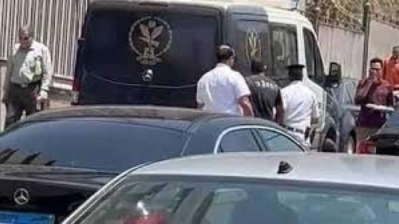 قام بهتك عرض فتاة..