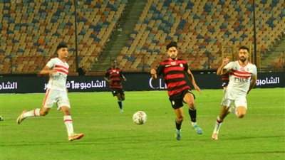 الشوط الأول.. الزمالك يتعادل سلبياً أمام بلدية المحلة
