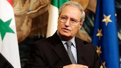 بعد شائعة وفاته.. أهم محطات فاروق الشرع رجل السياسة الأبرز في سوريا