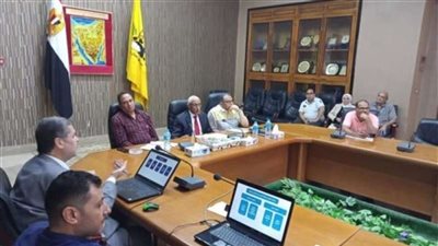 محافظ شمال سيناء يستعرض ”الماضي والواقع والمأمول” في قطاع التعليم