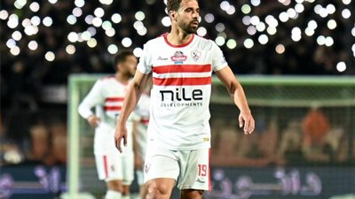 خبير لوائح يرد على أنباء إيقاف القيد في الأهلي بسبب عبد الله السعيد