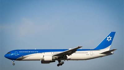 خلال رحلتها الأولى.. مشكلة في طائرة نتنياهو الجديدة ”جناح صهيون”