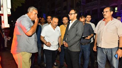 جولات محافظ أسيوط.. متابعة تطورات حريق بوحدة سكنية وتطوير كورنيش النيل وضبط أسمدة زراعية مدعمة