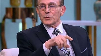 محمد صبحي: رفضت منصب وزير الثقافة 4 مرات ومسرحية مدرسة المشاغبين قللت من قيمة المعلم