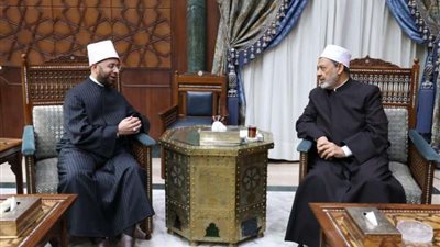 تفاصيل أول لقاء رسمي بين شيخ الأزهر ووزير الأوقاف الجديد