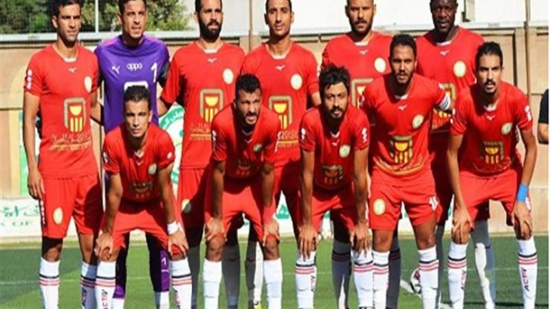 الأهلي ضد مودرن