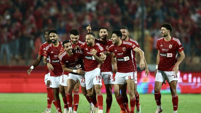 الأهلي يقهر مودرن