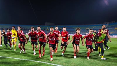 كم نقطة يحتاجها الأهلي للفوز بلقب الدوري المصري؟