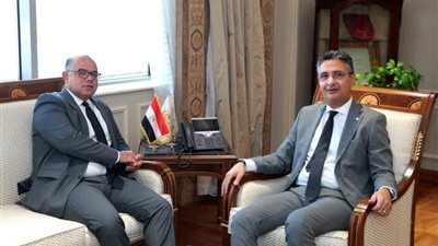 وزير التموين ورئيس هيئة الرقابة المالية يبحثان تنشيط البورصة السلعية لتعزيز الاقتصاد وتطوير الأسواق