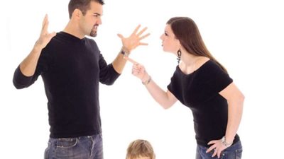 سيدة تلاحق زوجها بدعوى مصروفات مدرسية لأطفالها بعد رفضه السداد عامين