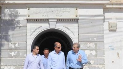محافظ المنيا يتابع تطوير مستشفى الحميات ويحيل متغيبين للتحقيق بمستشفى الرمد