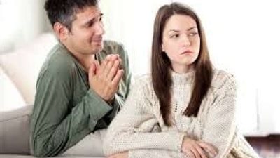 خبير يكشف عن علامات تمنح فرصة ثانية للحبيب السابق