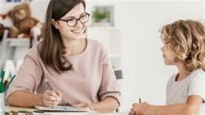 اليوم العالمي للديمقراطية.. كيف تعلم أبنائك التعبير عن آرائهم بحرية؟ 