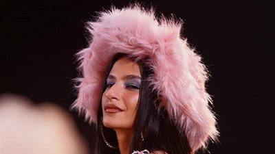 معلومات عن أميرة أديب صاحبة الأغنية المثيرة للجدل 