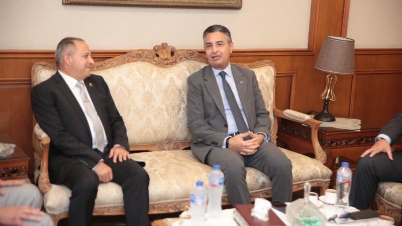 وزير التموين والتجارة