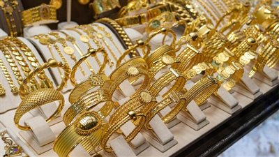 الآن سعر الذهب عيار 21 بالمصنعية للبيع والشراء ختام التعاملات 