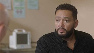 من استئصال القولون إلى مرض السكري.. أزمات صحية متتالية تلاحق أحمد رزق