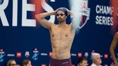 وهو مصاباً ...مروان القماش يستكمل مبارايات 800 متر سباحة بعد اصابته