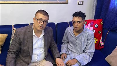 وزير العمل يوجه بصرف تعويضات عاجلة للعمال المصابين بحادث سقالة الجيزة