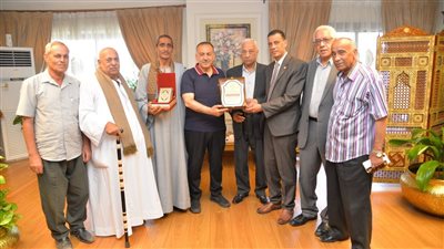 محافظ أسيوط يستقبل نقيب الزراعيين ونقيب الفلاحين لتقديم التهنئة