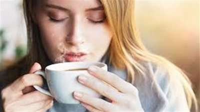 الأثار الناتجة عن تناول القهوة على الريق.. استشاري تغذية تكشف