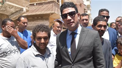 عاوز اتجوز..الموجز تتحدث مع الشاب الذي اقتحم موكب محافظ سوهاج لطلب المساعدة