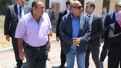 الحد من سرقة الكهرباء.. جولة «عصمت» داخل هندسة برج العرب بالإسكندرية