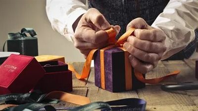 ما يختلفش عليها اتنين.. هدايا رائعة تحوز على اعجاب الرجال