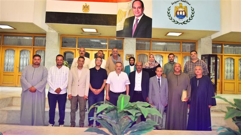 محافظ أسيوط