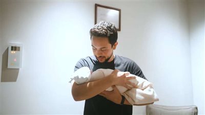الأميرة إيمان.. كيف احتفلت الأسرة الهاشمية بمولودتها الجديدة؟