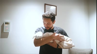 أثار جدلاً.. سر تسمية المولودة الأولى لولي العهد الأردني 