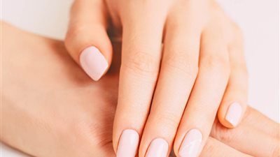 7 مكونات طبيعية تحافظ على صحة الأظافر