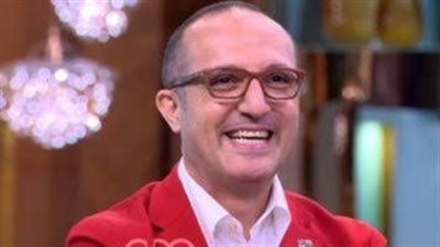 شريف مدكور يروج لحفله مع ديانا حداد ويدعو خمس أسر للحضور.. تفاصيل