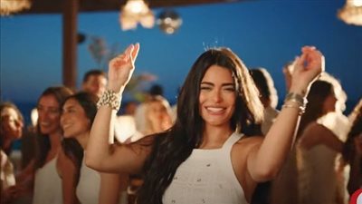 أسماء جلال وكارولين عزمي ويارا السكري.. نجمات الإعلانات في صيف 2024