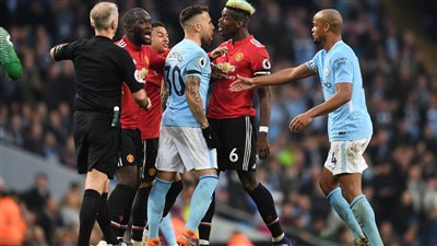 تاريخ مواجهات مانشستر سيتي ضد اليونايتد قبل كأس الدرع الخيرية