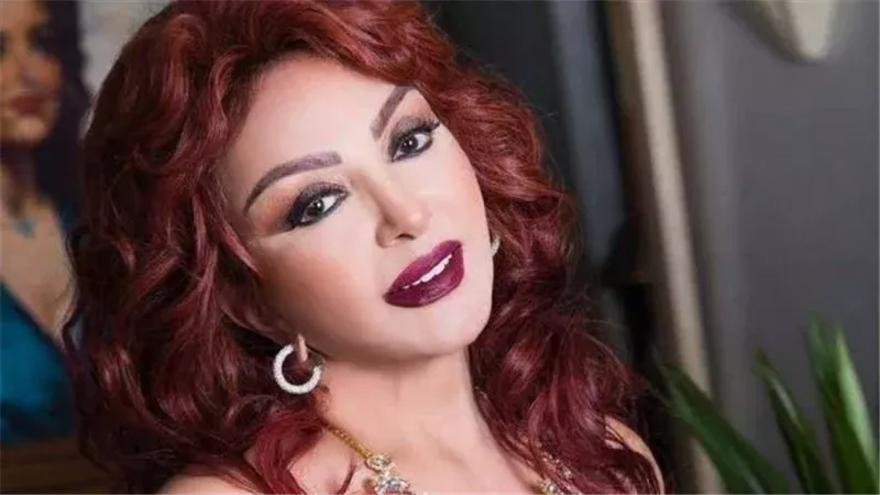 نبيلة عبيد