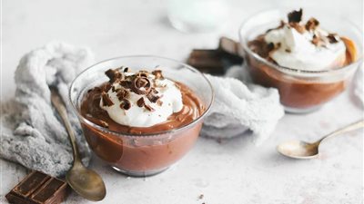 لذيذ للأطفال.. طريقة تحضير بودنج الكاكاو بدون بيض