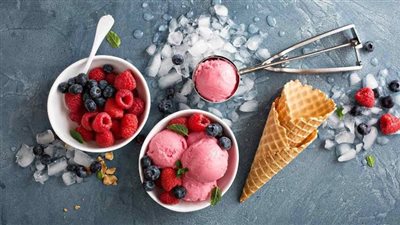 قليل السكر والدهون.. طريقة تحضير الجيلاتو الإيطالي في البيت