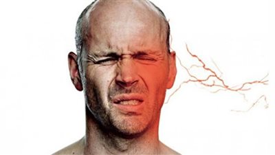 بخلاف الحالة النفسية.. أسباب تشنجات العصب السابع