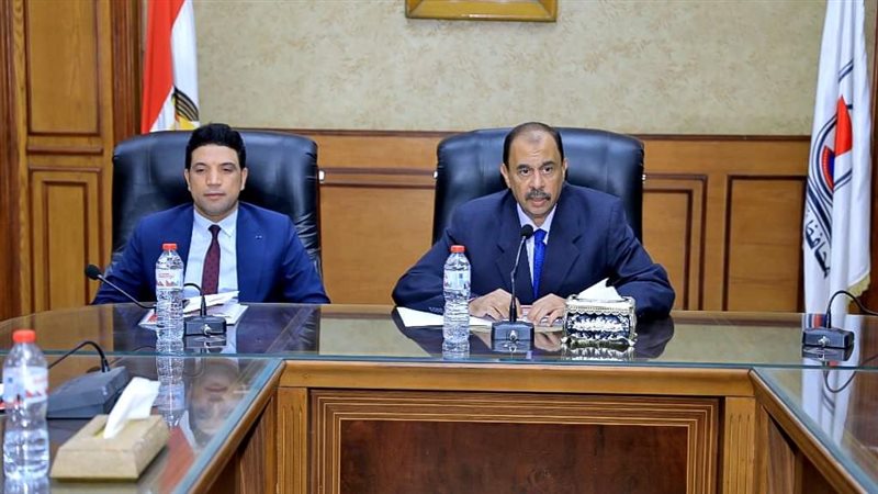 محافظ سوهاج ونائبه