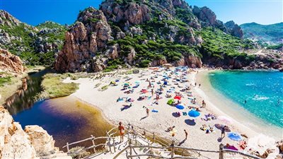 كيف تعيش أكثر من 100 عام على طريقة سكان جزيرة سردينيا الإيطالية؟