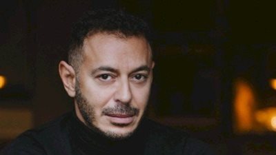 يتدرب على اللهجة الصعيدية.. مصطفي شعبان في بلاتوه حكيم باشا آخر سبتمبر .. خاص