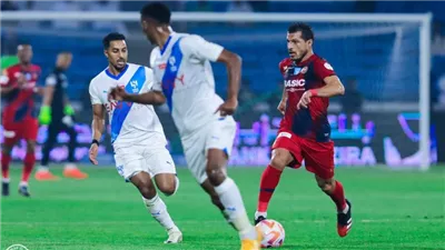 طارق حامد يقود تشكيل ضمك ضد الهلال في الدوري السعودي