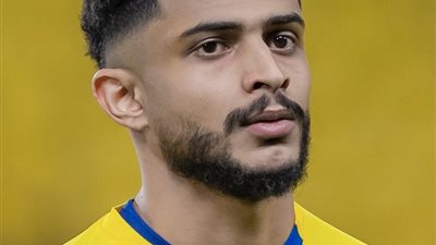 العمري يقترب من الانتقال إلى صفوف اتحاد جدة على سبيل الإعارة 