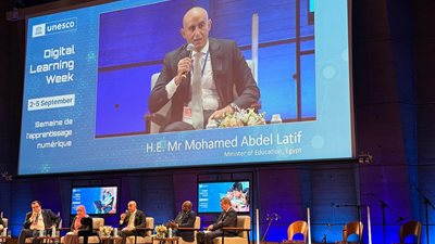 وزير التربية والتعليم : نسعي لإعداد المعلمين على التدريس باستخدام الذكاء الاصطناعي 