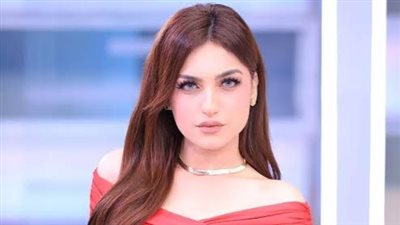 ياسمين عز تنتقد الفنانات بسبب آرائهن الدينية: 